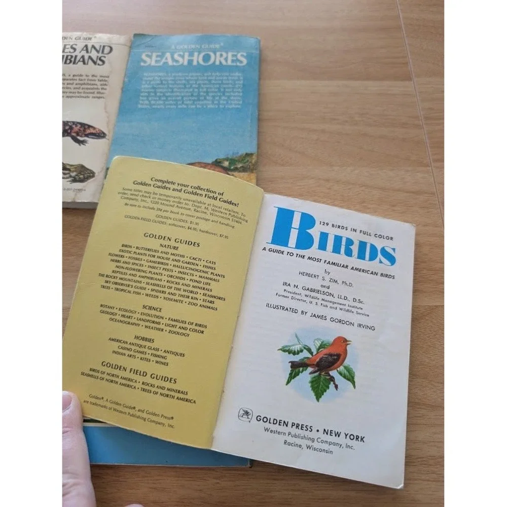 4 Lot Vintage A Golden Guide Book Lot Birds‎ Weather Reptiles Seashores